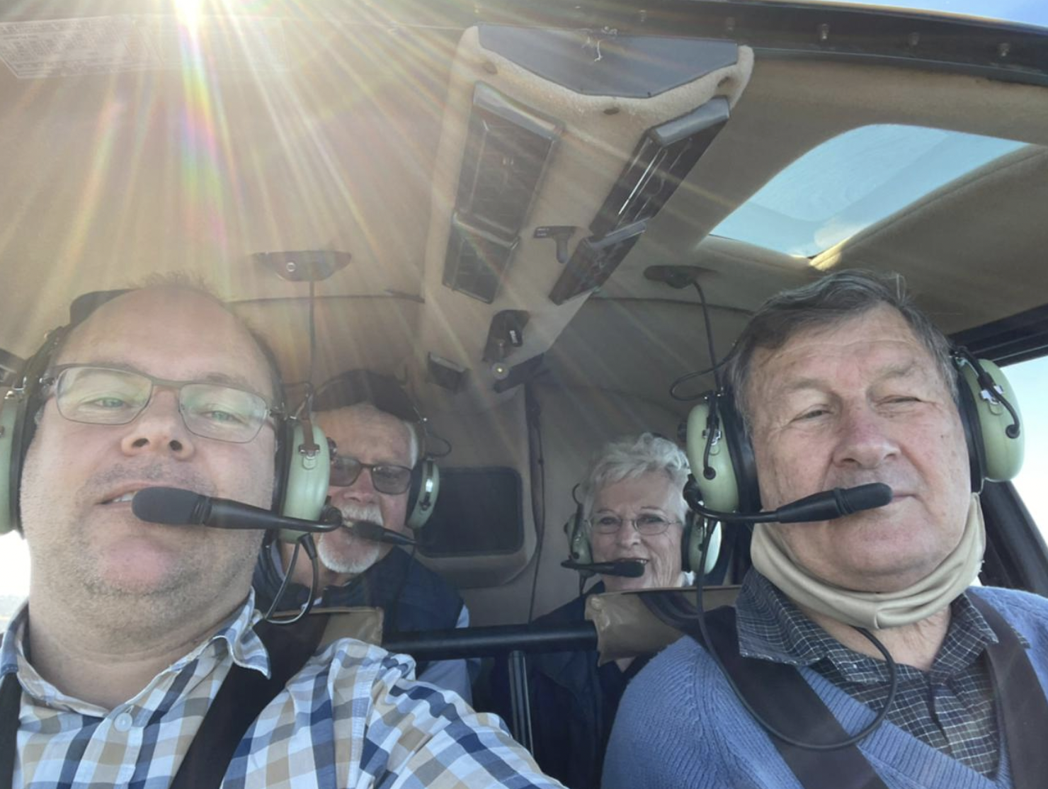 3 Passengers