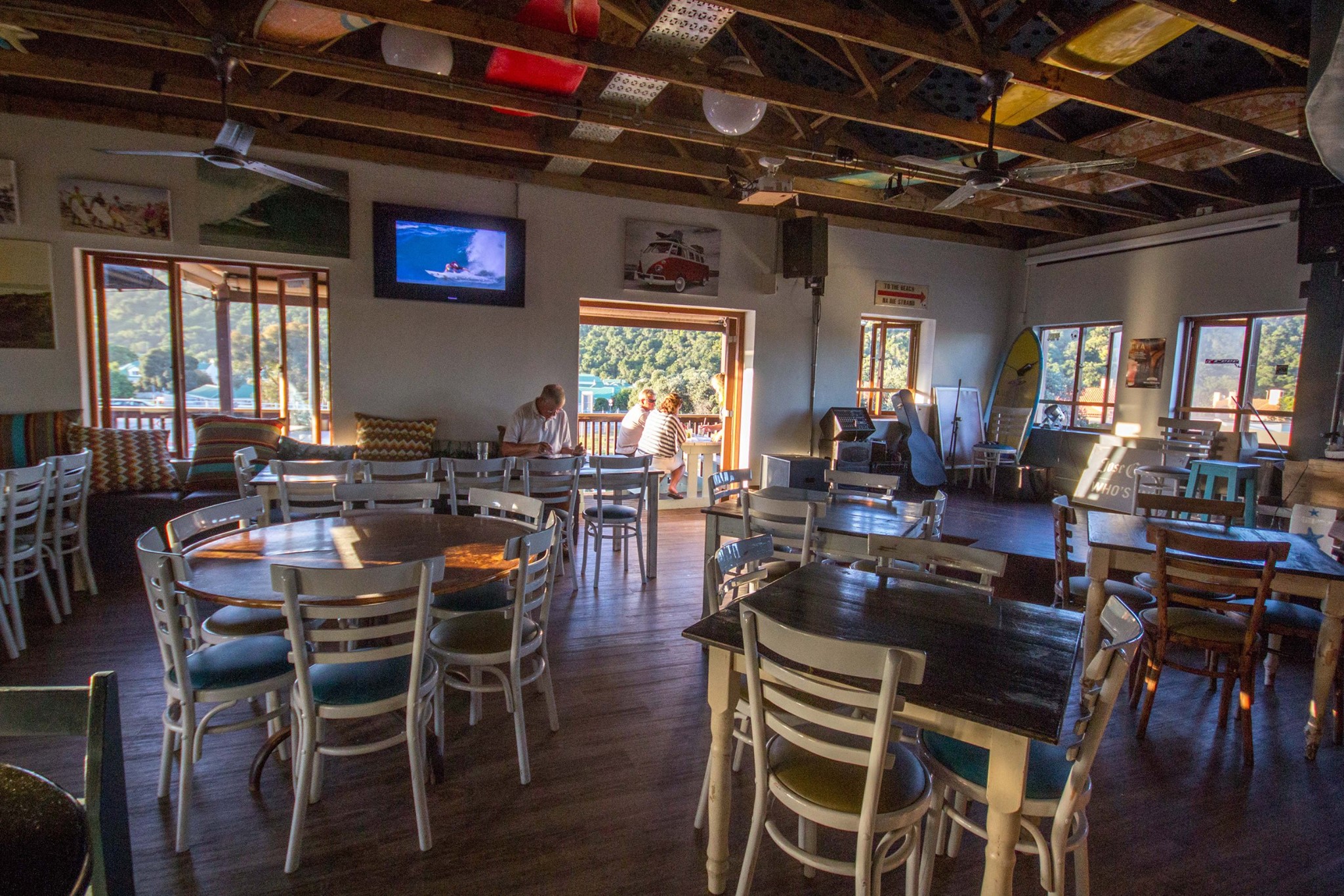 Surf Cafe2